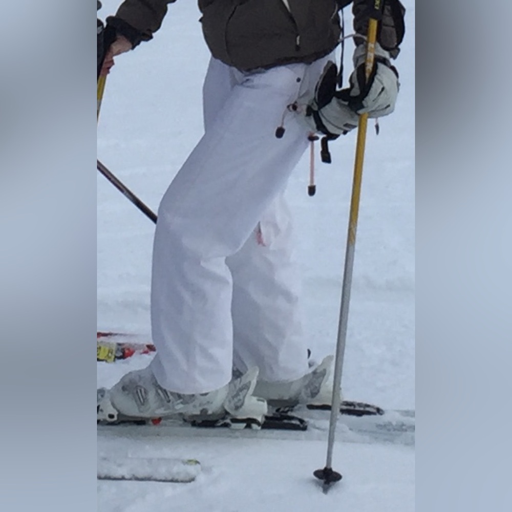 Billabong Women’s White snowboarding Pants